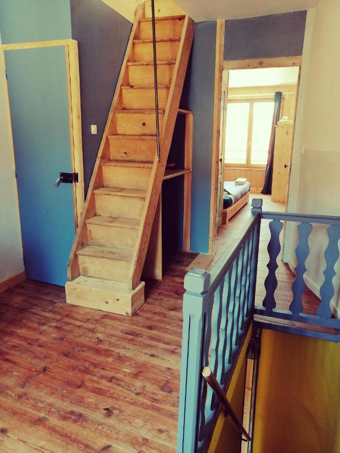 File Dans Ta Chambre ! Le Monastier sur Gazeille Exterior foto